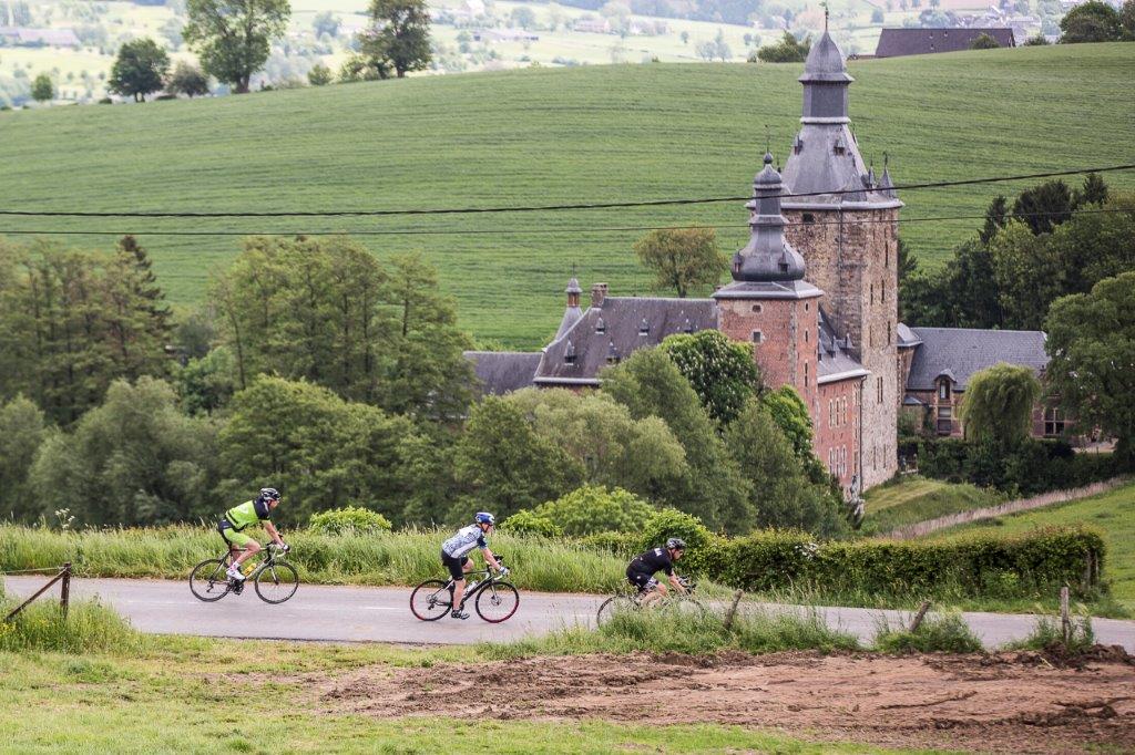 Racen-doorheen-het-landschap