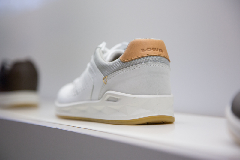 Lowa-lifestyle-closeup