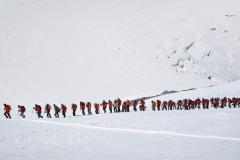 ST_16x9_100-Women-World-Record-Breithorn-Ascent-Summit_84514