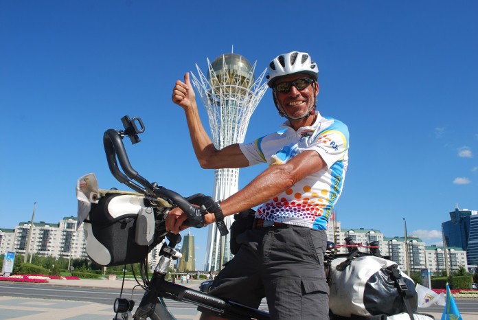 The Sun Trip-deelnemer Dirk in Astana