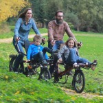 Gezin op fietsreis