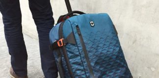 Test Victorinox Touring Wheeled 2-in-1 Carry-On