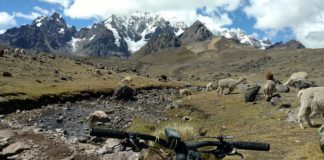 Dwars door Peru mountainbiken met Broederlijk Delen