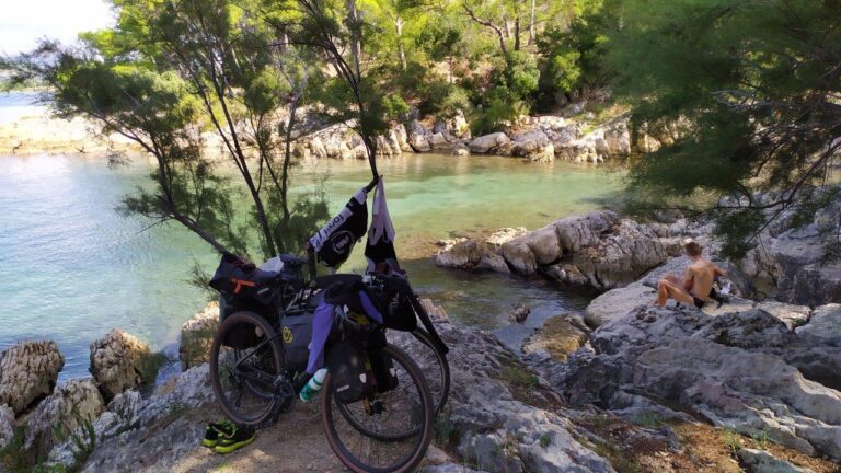 Bikepacken door de Balkan: op de fiets van Dürres naar Split