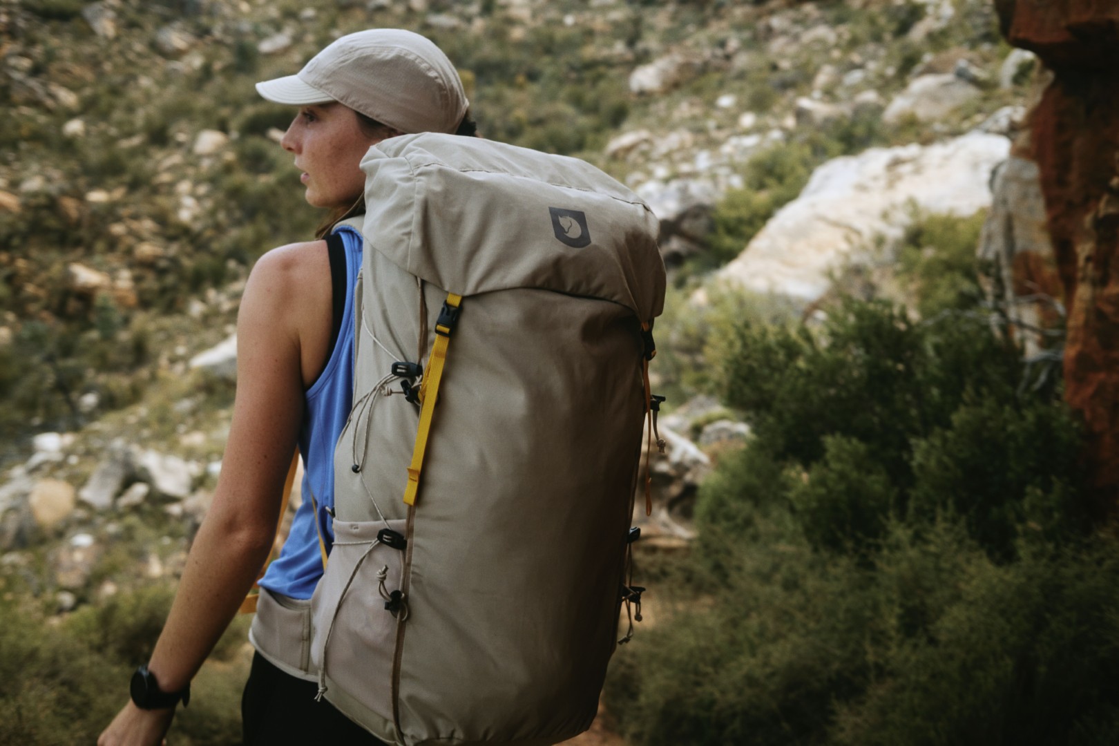 WIN! Een Fjällräven Kajka X-Lätt 45 trekkingrugzak i.s.m. De Kampeerder